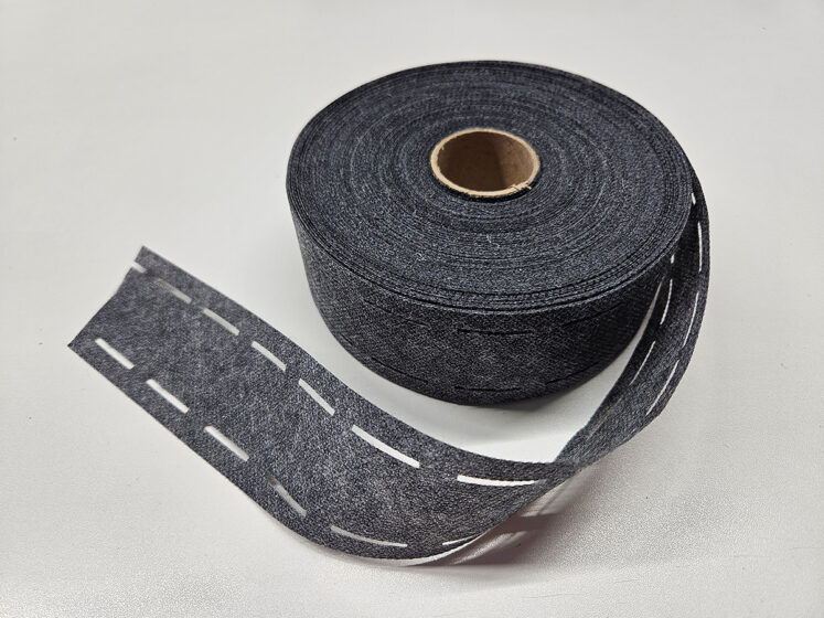 Novopast perfopásek šedý, 60+18 g/m2, šíře 5,5 cm