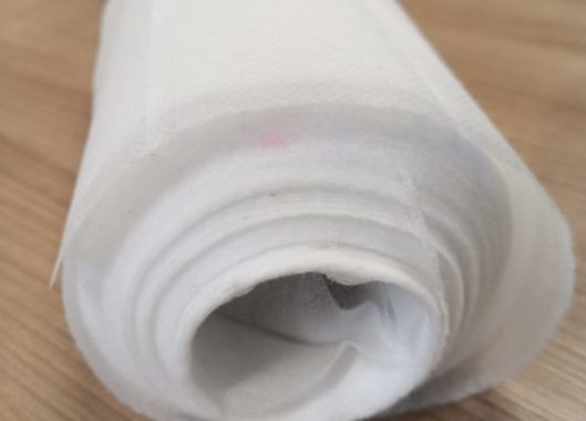 Novopast bílý, 30+18 g/m2, kilové zbytky, role