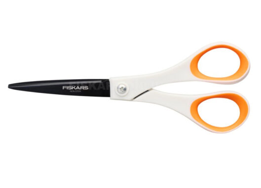 Univerzální nůžky Fiskars Titanium Non-stick 18 cm